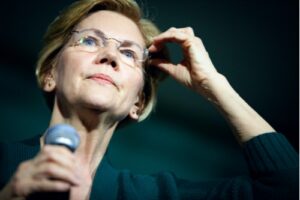 A photo of Senator Elizabeth Warren during a campaign event in Exeter, New Hampshire.